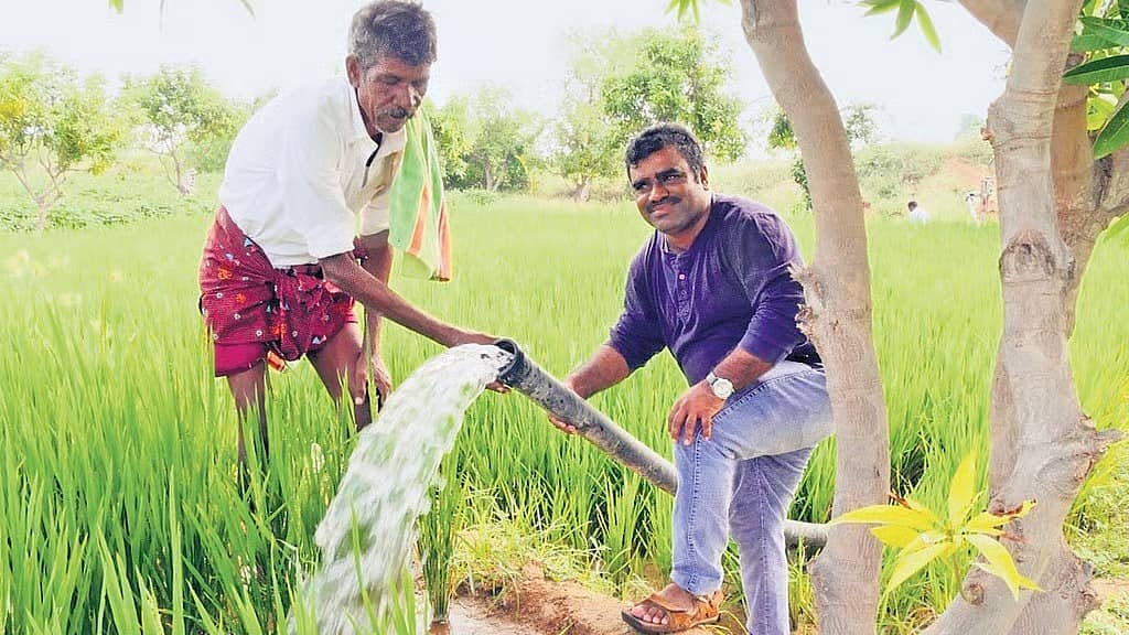 ಬರನಾಡಿನ ಭಗೀರಥ: 200 ಕೆರೆ-3,000 ಕೊಳವೆ ಬಾವಿಗಳಿಗೆ ಮರುಜೀವ; ಗದಗದ 'ಜಲಯೋಧ'ನ ಪ್ರೇರಣಾದಾಯಕ ಯಶೋಗಾಥೆ..!