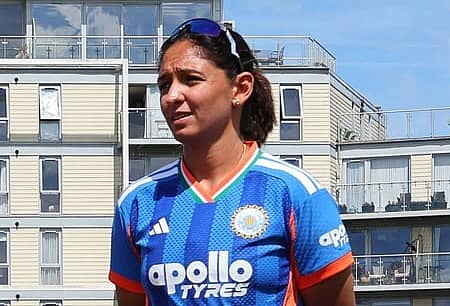 Women's T20 World Cup 2026: ನಿವೃತ್ತಿ ಕುರಿತು ಕೇಳಿದ್ದಕ್ಕೆ ಎಂಎಸ್ ಧೋನಿ ಶೈಲಿಯಲ್ಲಿ ವರದಿಗಾರನ ಬಾಯಿ ಮುಚ್ಚಿಸಿದ ಹರ್ಮನ್ಪ್ರೀತ್ ಕೌರ್!