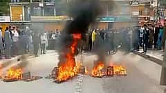 Pakistan-occupied Kashmir: JAAC ಬ್ಯಾನ್ ಬಳಿಕ ಭುಗಿಲೆದ್ದ ಹಿಂಸಾಚಾರ; 11 ಜನರ ಸಾವು! Video