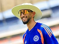 ODI World Cup 2027: ತಂಡದಲ್ಲಿ ಸ್ಥಾನ ಪಡೆಯಲು ಪೈಪೋಟಿ ನಡುವೆ ಅಭಿಮಾನಿಗಳ ಮನಗೆದ್ದ ಕನ್ನಡಿಗ ಪ್ರಸಿದ್ಧ್ ಕೃಷ್ಣ!