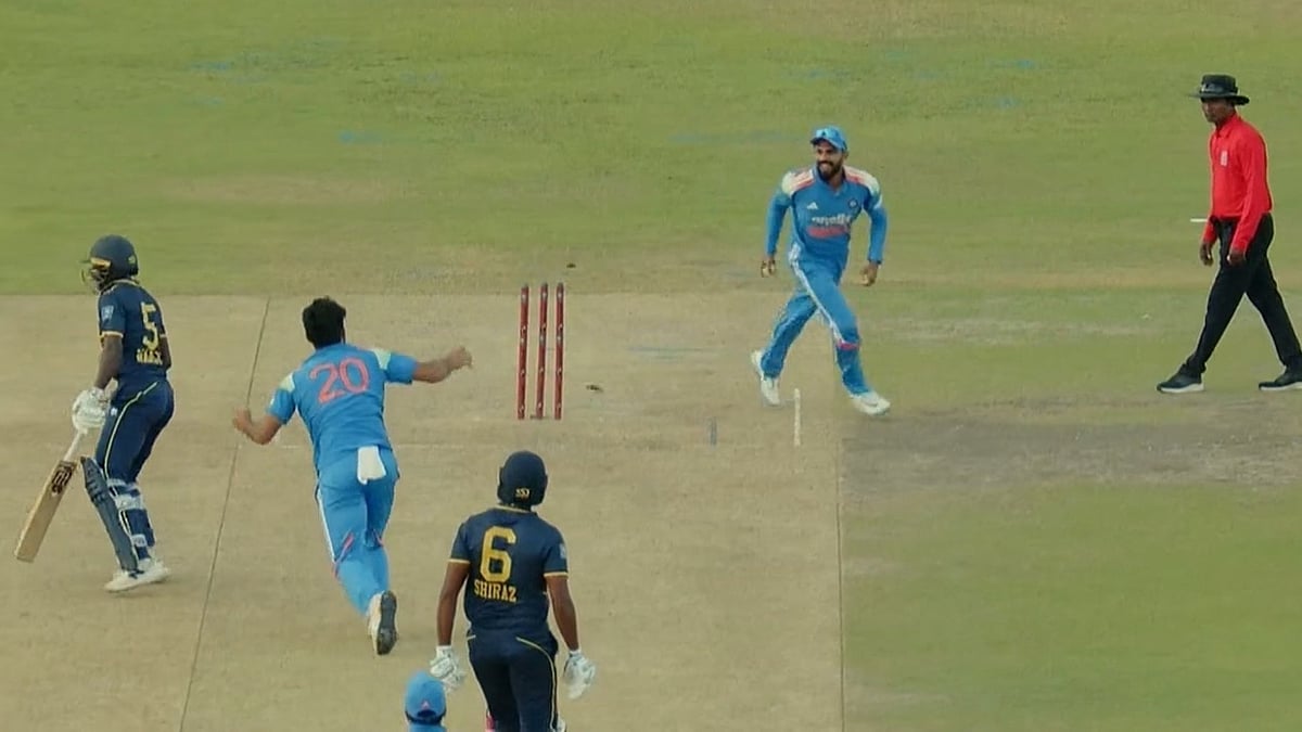 ತ್ರಿಕೋನ ಏಕದಿನ ಸರಣಿ 2026: 4 ಎಸೆತಗಳಲ್ಲಿ 3 ವಿಕೆಟ್, ಕೊನೆಯ ಹಂತದಲ್ಲಿ ಹೈಡ್ರಾಮಾ; ಲಂಕಾದಿಂದ ಗೆಲುವು ಕಸಿದ ಭಾರತ!