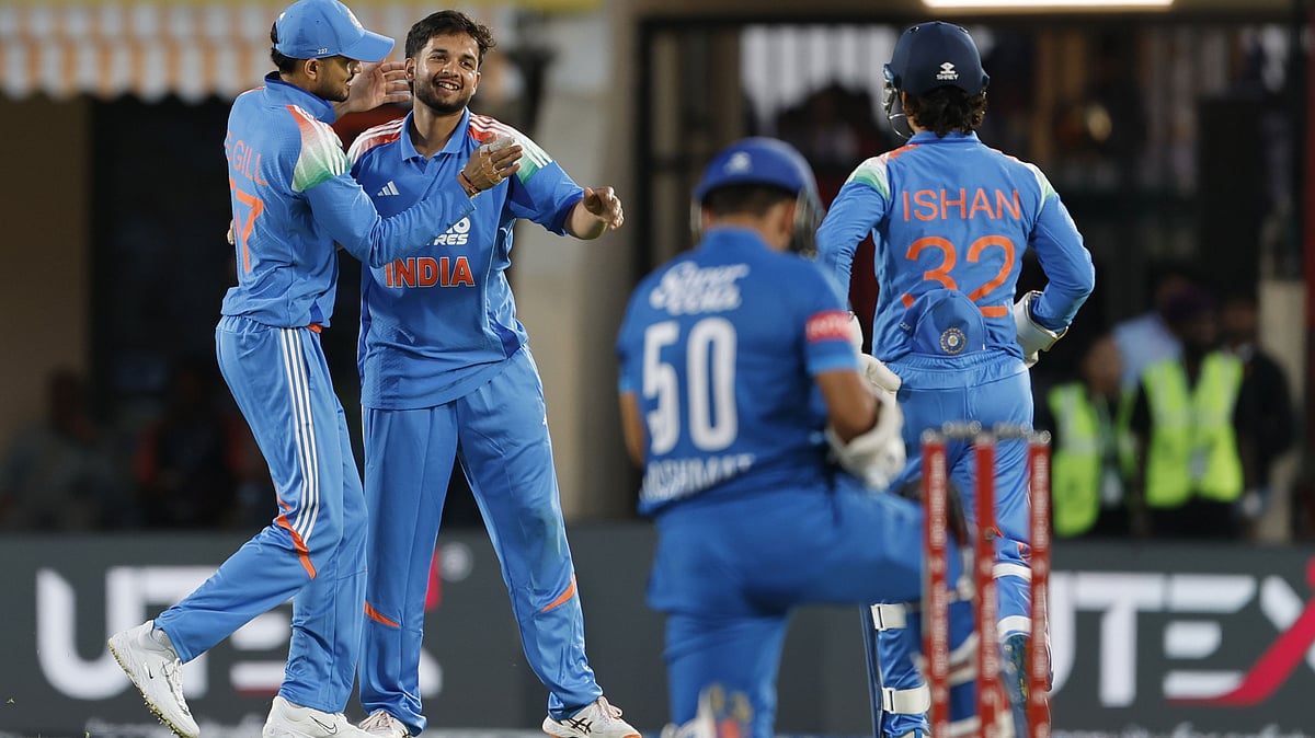 1st ODI: 48 ಎಸೆತಗಳಲ್ಲಿ ಶತಕ ಚಚ್ಚಿದ Gurbaz; ಭಾರತಕ್ಕೆ 195 ರನ್ ಟಾರ್ಗೆಟ್ ಕೊಟ್ಟ ಅಫ್ಘಾನಿಸ್ತಾನ!