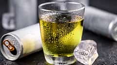 Energy drinks ಜೊತೆ ಮದ್ಯ ಸೇವಿಸುತ್ತೀರಾ..? ಹಾಗಿದ್ರೆ ಹೃದಯಾಘಾತಕ್ಕೆ ನೀವೇ ಆಹ್ವಾನ ನೀಡುತ್ತಿದ್ದೀರಿ!
