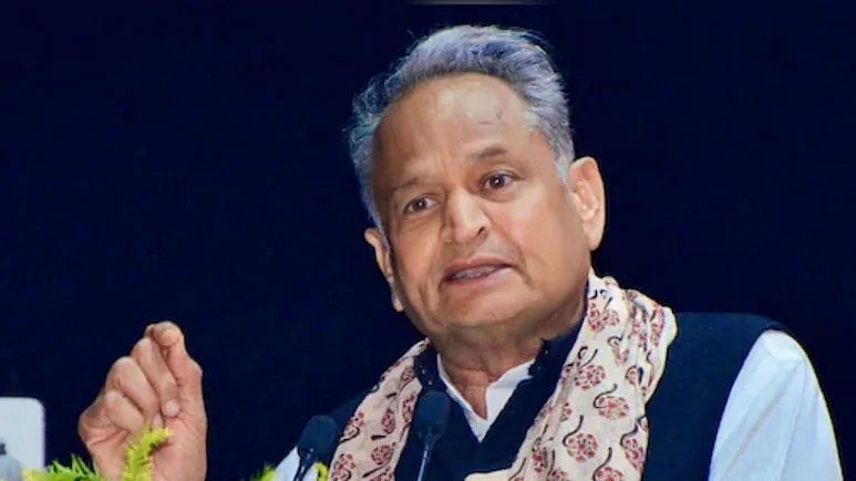 ಇಂದಿರಾ ಗಾಂಧಿ ಈಗ ಬದುಕಿದ್ರೆ BJP ಬ್ಯಾನ್ ಮಾಡ್ತಿದ್ರು: ವಿವಾದದ ಕಿಡಿ ಹೊತ್ತಿಸಿದ ಅಶೋಕ್ ಗೆಹ್ಲೋಟ್; ಕೇಸರಿ ನಾಯಕರ ತಿರುಗೇಟು; Video