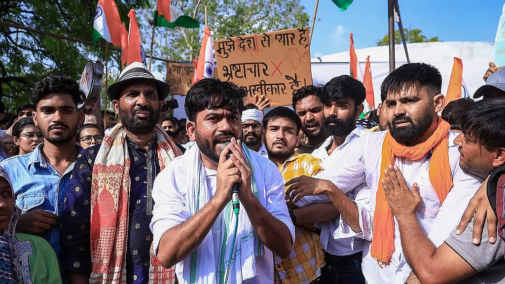 'ನನ್ನ ಮೇಲೆ ನಡೆದ ದಾಳಿಯ ಹಿಂದೆ RSS ಜನರಿದ್ದಾರೆ, ವಿದ್ಯಾರ್ಥಿಗಳ ಧ್ವನಿ ಹತ್ತಿಕ್ಕುವ ಪ್ರಯತ್ನ': ಸಿಜೆಪಿ ಸಂಸ್ಥಾಪಕ ದೀಪ್ಕೆ ಆರೋಪ; Video