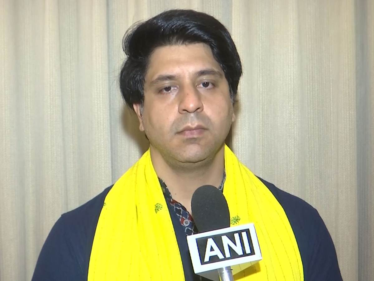 'BJPಯವನಾದ ಮಾತ್ರಕ್ಕೆ ಬಾಡಿಗೆ ಇಲ್ಲದೆ ಮನೆ ಸಿಗುತ್ತಾ?'; ನಾನು 'leta' or 'beta' ವರ್ಗಕ್ಕೆ ಸೇರಿದವನಲ್ಲ: ಶೆಹಜಾದ್ ಪೂನಾವಾಲಾ