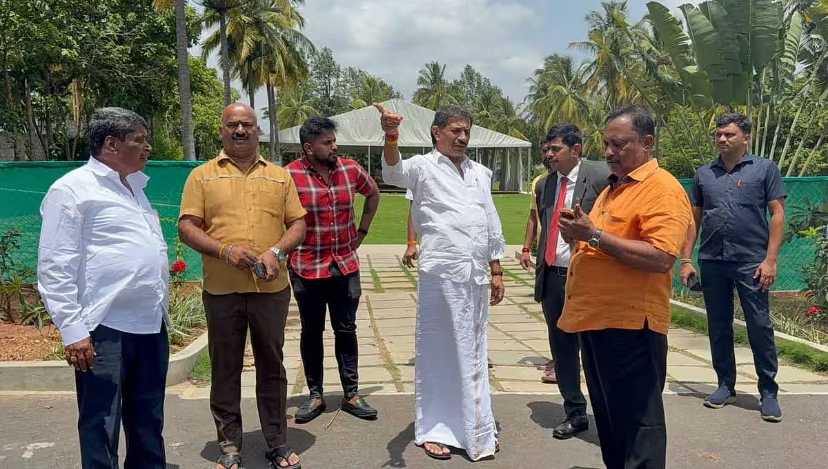 ಪರಿಷತ್ ಚುನಾವಣೆ: ಕಾಂಗ್ರೆಸ್ ಗೆ ಕ್ರಾಸ್ ವೋಟಿಂಗ್ ಆತಂಕ; ರೆಸಾರ್ಟ್ಗೆ ಶಾಸಕರು ಶಿಫ್ಟ್, ಅಲ್ಲೇ ಸಿಎಲ್ಪಿ ಸಭೆ