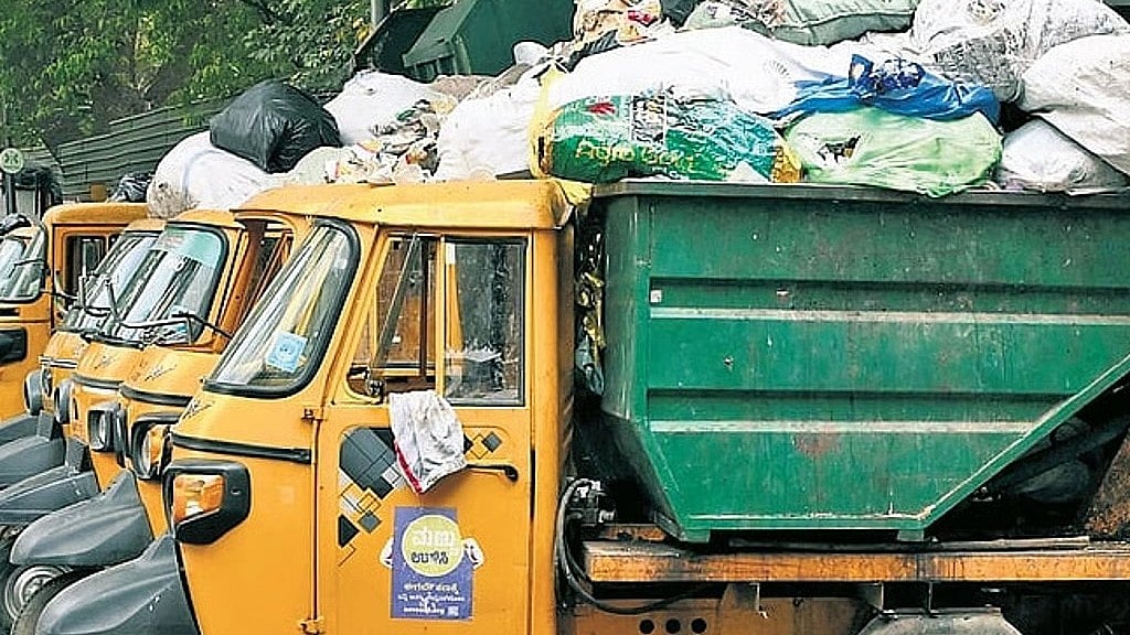 ಆಟೋ ಟಿಪ್ಪರ್ಗಳ ಹಾಜರಾತಿಯಲ್ಲಿ ಭಾರೀ ಗೋಲ್ಮಾಲ್: ದಾಖಲೆಗಳಲ್ಲಿ ಒಂದು-ವಾಸ್ತವದಲ್ಲಿ ಇನ್ನೊಂದು; ಕಸ ಸಂಗ್ರಹಣೆ ವ್ಯವಸ್ಥೆಯ ಲೋಪ ಬಯಲು..!