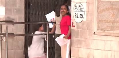 ಕಾಂಗ್ರೆಸ್ ಸಮಾವೇಶದಿಂದ ಟ್ರಾಫಿಕ್ ಜಾಮ್?: NEET ಪರೀಕ್ಷೆಗೆ ತಡವಾಗಿ ಬಂದವರಿಗೆ ಪ್ರವೇಶ ನಿರಾಕರಣೆ; ಕಣ್ಣೀರು ಹಾಕಿದ ವಿದ್ಯಾರ್ಥಿಗಳು; Video