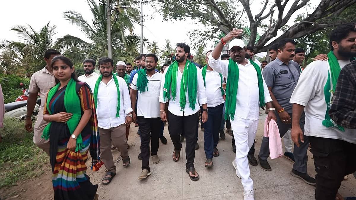 Bidadi Township: ಭೂಸ್ವಾಧೀನ ಪ್ರಕ್ರಿಯೆಗೆ JDS ವಿರೋಧ; 11 ಕಿ.ಮೀ ಪಾದಯಾತ್ರೆ ನಡೆಸಿದ ನಿಖಿಲ್ ಕುಮಾರಸ್ವಾಮಿ