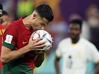 ನಿವೃತ್ತಿಯ ಸುಳಿವು ನೀಡಿದ Cristiano Ronaldo; 1,000 ಗೋಲು ಪೂರ್ಣಗೊಳಿಸ್ತಾರಾ ಫುಟ್ಬಾಲ್ ತಾರೆ?