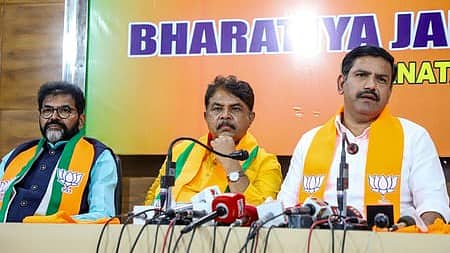 Cross voting ವಿವಾದ: BJP ಹೈಕಮಾಂಡ್ಗೆ ರಾಜ್ಯ ನಾಯಕರ ವರದಿ; ದ್ರೋಹ ಬಗೆದವರ ವಿರುದ್ಧ ಶಿಸ್ತು ಕ್ರಮಕ್ಕೆ ನಿತಿನ್ ನಬಿನ್ ಸೂಚನೆ? Video