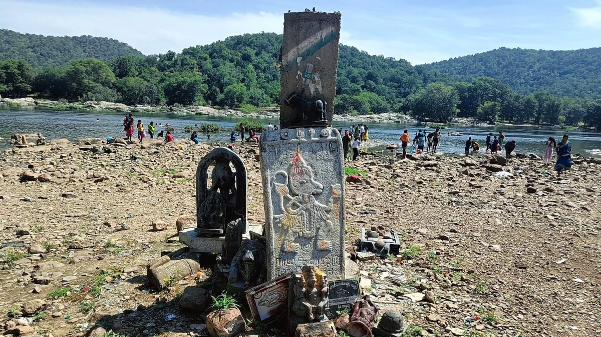 ಮಂಡ್ಯ: ಮುತ್ತತ್ತಿ ದೇವಸ್ಥಾನಕ್ಕೆ ತೆರಳಿದ್ದಾಗ ದುರ್ಘಟನೆ: ಕಾವೇರಿ ನದಿಯಲ್ಲಿ ಮುಳುಗಿ ಒಂದೇ ಕುಟುಂಬದ ಐವರು ಜಲಸಮಾಧಿ!