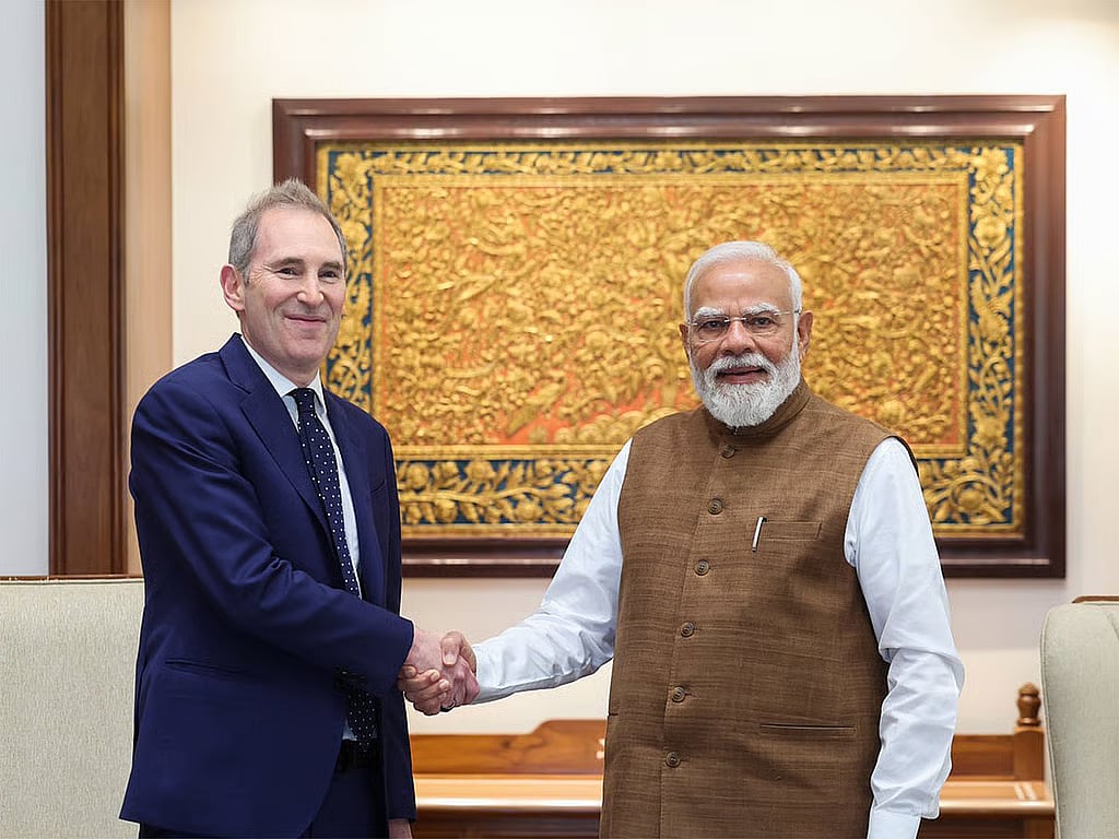 ಪ್ರಧಾನಿ ಮೋದಿ ಭೇಟಿ ಮಾಡಿದ Amazon CEO; ಭಾರತದಲ್ಲಿ ಹೆಚ್ಚುವರಿಯಾಗಿ 13 ಬಿಲಿಯನ್ ಡಾಲರ್ ಹೂಡಿಕೆ