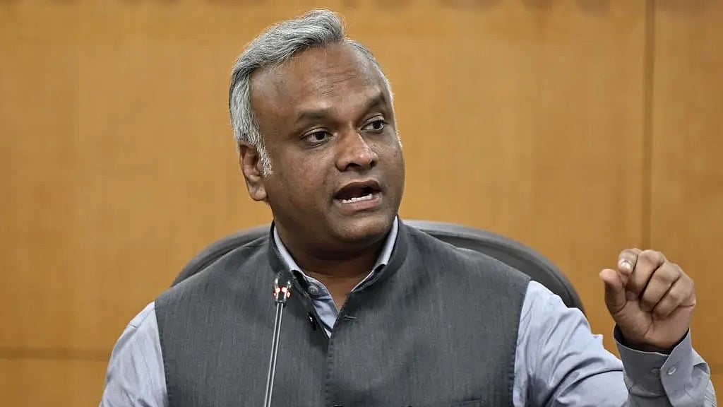 ತೊಡೆ ತಟ್ಟೋದು, ಪ್ರಚೋದನೆ ಕೊಡೋದು ತಪ್ಪು; ಪ್ರದೀಪ್ ಈಶ್ವರ್ ವಿರುದ್ಧ ದಾಳಿ ಪ್ರಯತ್ನ ಸರಿಯಲ್ಲ: ಪ್ರಿಯಾಂಕ್ ಖರ್ಗೆ