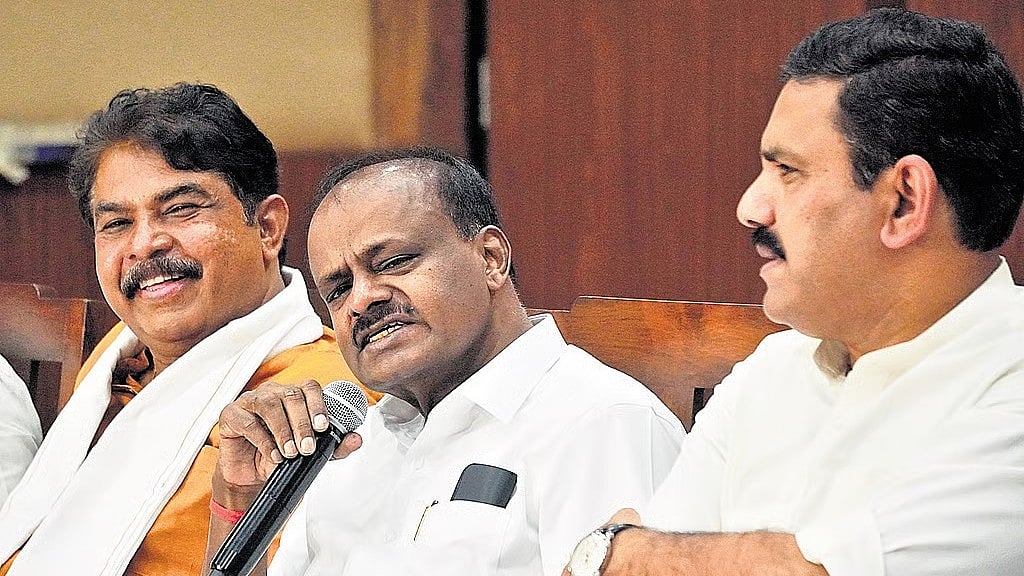 ಧಾರವಾಡ, ಹಿರಿಯೂರು ಉಪಚುನಾವಣೆ; ಜೆಡಿಎಸ್ ಗೆ ಸ್ಥಾನ ಬಿಟ್ಟುಕೊಡುವುದರ ಬಗ್ಗೆ ಬಿ.ವೈ ವಿಜಯೇಂದ್ರ ಹೇಳಿದ್ದೇನು?