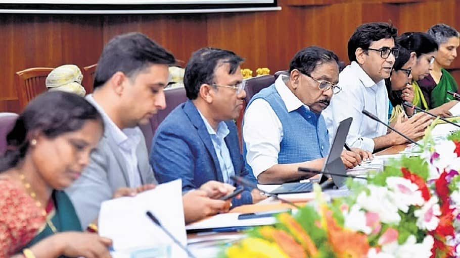 ಮುಂಗಾರು ದುರ್ಬಲ: ರಾಜ್ಯದಲ್ಲಿ ತೀವ್ರ ಬರ ಭೀತಿ; ಜಲಬಿಕ್ಕಟ್ಟು ಎದುರಿಸಲು ರಾಜ್ಯ ಸರ್ಕಾರ ಸಿದ್ಧತೆ..!