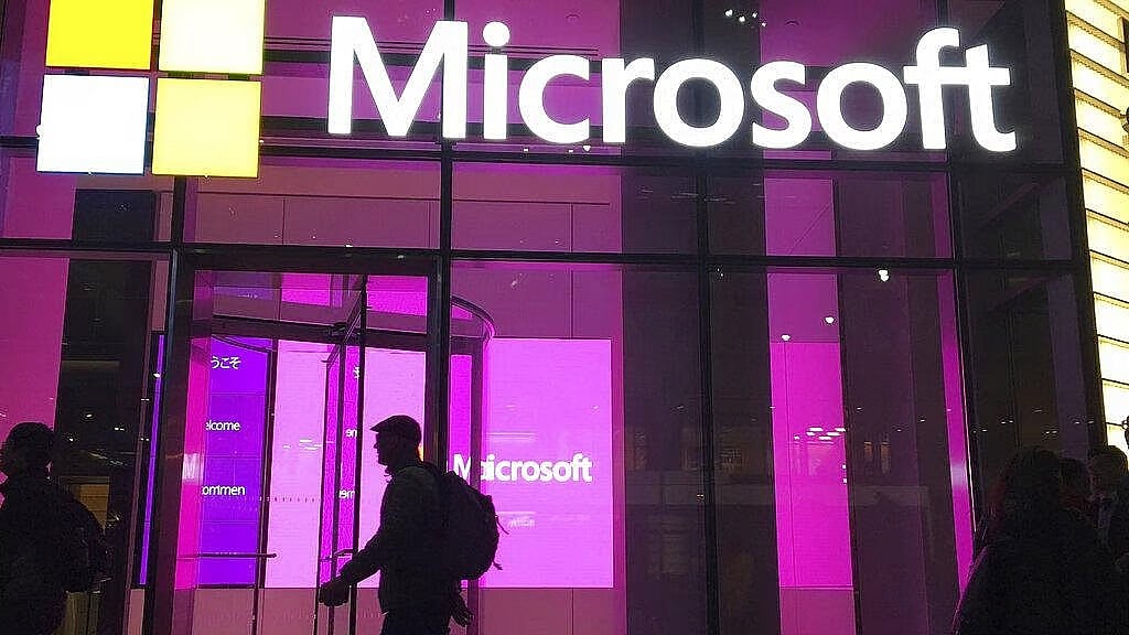 AIನಲ್ಲಿ Microsoft ಶತಕೋಟಿ ಡಾಲರ್ ಹೂಡಿಕೆ ಬೆನ್ನಲ್ಲೇ 4,800 ಉದ್ಯೋಗಿಗಳ ಕೆಲಸಕ್ಕೆ ಕುತ್ತು!