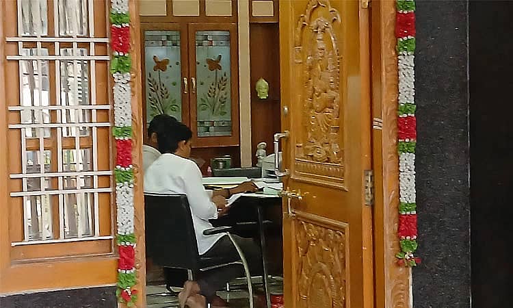 Lokayukta raid: ಅಕ್ರಮ ಆಸ್ತಿ ಪ್ರಕರಣ; KBJNL ಕಾರ್ಯನಿರ್ವಾಹಕ ಎಂಜಿನಿಯರ್ ಗೆ ಸೇರಿದ 7 ಸ್ಥಳಗಳ ಮೇಲೆ ಲೋಕಾಯುಕ್ತ ದಾಳಿ; Video