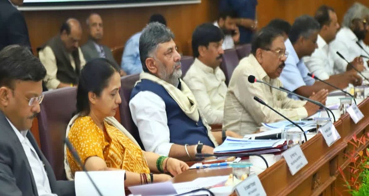 ಕಾಂಗ್ರೆಸ್ ನಲ್ಲಿ ಮತ್ತೆ ಡಿನ್ನರ್ ಪಾಲಿಟಿಕ್ಸ್: ಬೆಳಗಾವಿಯಲ್ಲಿ ಪಕ್ಷದ ಶಾಸಕರು, ಸಂಸದರಿಗೆ CM ಡಿ.ಕೆ ಶಿವಕುಮಾರ್ ಔತಣಕೂಟ; Video