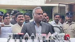 'ನನಗೆ ಬಿಟ್ರೆ ಕೆಎಟಿ, ಕೆಪಿಎಸ್ಸಿನ ರದ್ದು ಮಾಡ್ತೀನಿ; ಯುವಕರ ಭವಿಷ್ಯದ ಜೊತೆ ಚೆಲ್ಲಾಟ ಸರಿಯಲ್ಲ': ಪ್ರಿಯಾಂಕ್ ಖರ್ಗೆ; Video