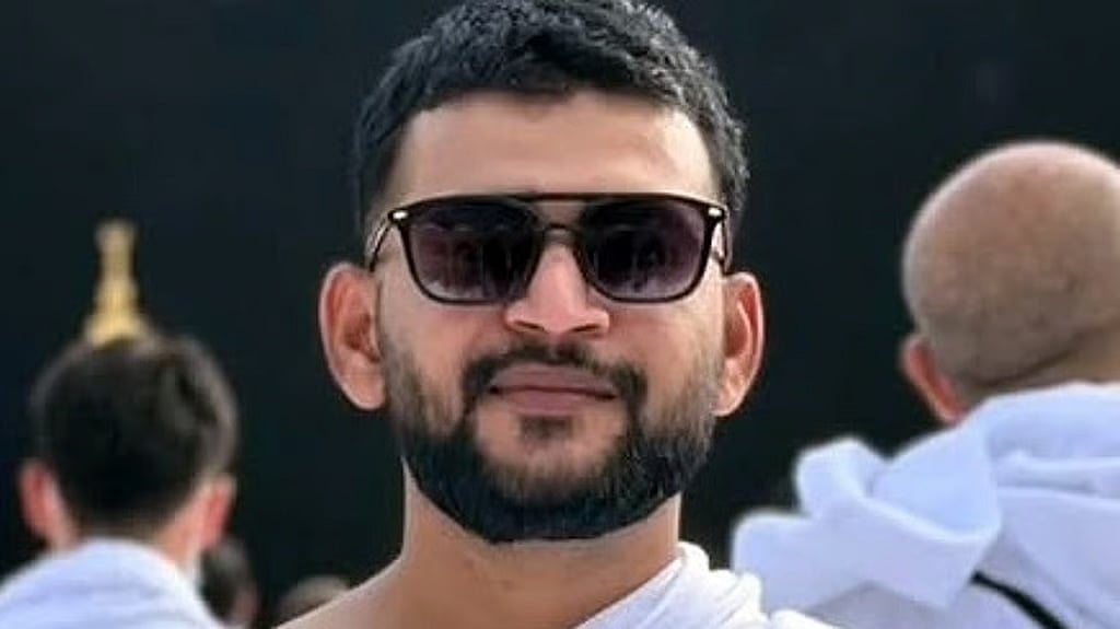 Nepalದಲ್ಲಿ Belagavi ಯುವಕನ ಭೀಕರ ಕೊಲೆ; ನಿದ್ದೆಯಲ್ಲಿದ್ದಾಗ ಚಾಕು ಇರಿದ Roommate..!
