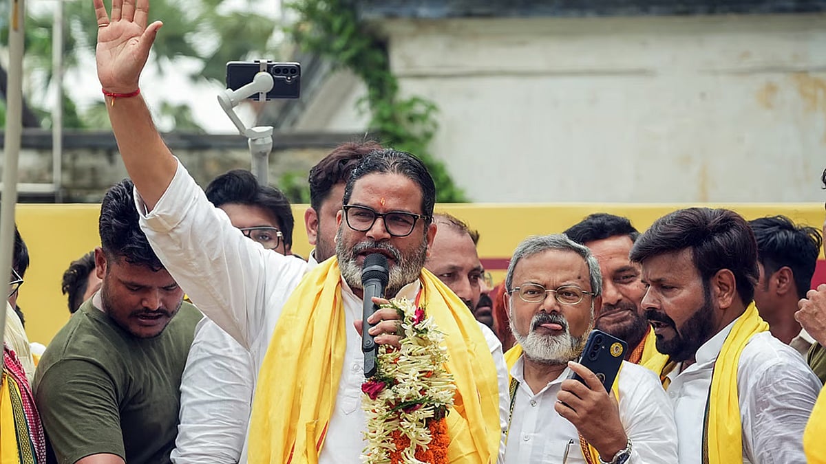 ಪ್ರಶಾಂತ್ ಕಿಶೋರ್ ನಾಮಪತ್ರ ಸಲ್ಲಿಕೆ: ಚುನಾವಣಾ ಚಾಣಕ್ಯ 198 ಕೋಟಿ ರೂ ಆಸ್ತಿ ಒಡೆಯ!