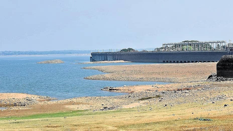 ಬರದ ನಡುವೆ ರಾಜ್ಯಕ್ಕೆ ಮತ್ತೊಂದು ಹೊರೆ: ತಮಿಳುನಾಡಿಗೆ ಪ್ರತಿದಿನ 3,500 ಕ್ಯೂಸೆಕ್ ನೀರು ಬಿಡಲು CWRC ಆದೇಶ! Video