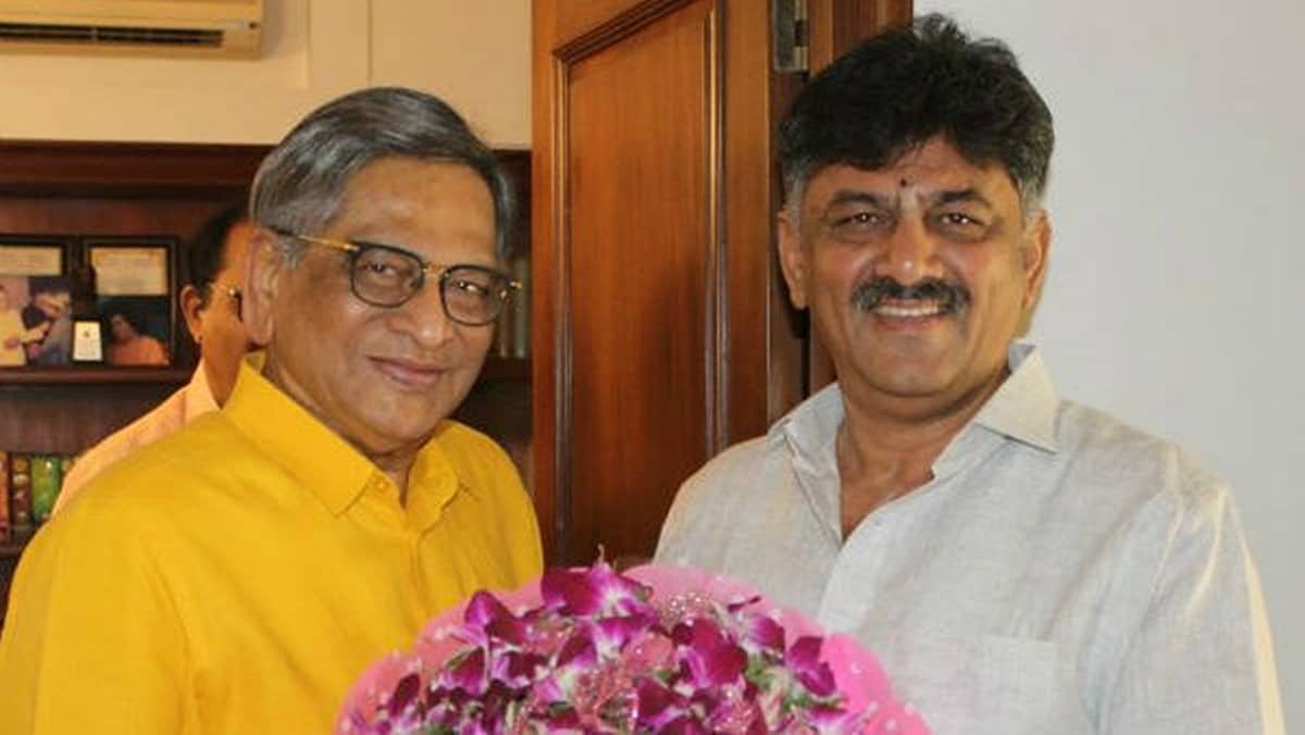 'SM ಕೃಷ್ಣಗೆ ಕಾಟ ಕೊಟ್ಟಂತೆ ಡಿಕೆಶಿಗೂ ಕಾಟ ಕೊಡಲು ಮುಂದಾಗಿರುವುದು ಎಷ್ಟು ಸರಿ? ಒಕ್ಕಲಿಗರ ಶಾಪ ನಿಮಗೆ ತಟ್ಟದೆ ಬಿಡೋದಿಲ್ಲ'; Video