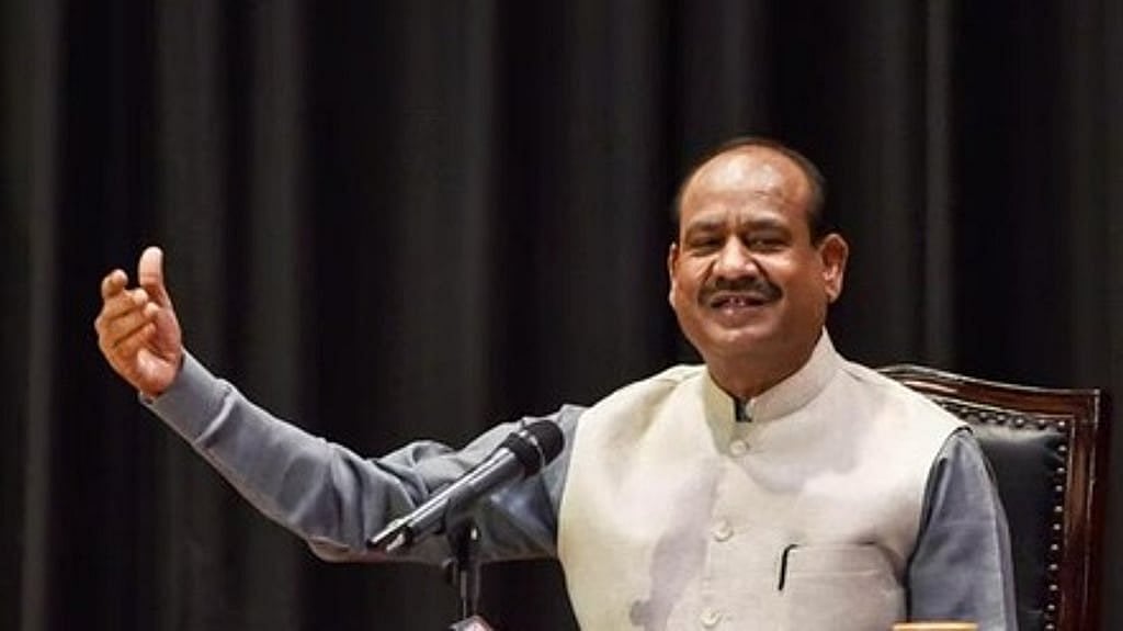 ಶಿವಸೇನೆ (ಯುಬಿಟಿ) ಸಂಸದರ ಪಕ್ಷಾಂತರಕ್ಕೆ ಸ್ಪೀಕರ್ ಅನುಮೋದನೆ, ಟಿಎಂಸಿ ಬಂಡಾಯ ಸದಸ್ಯರಿಗೆ ಪ್ರತ್ಯೇಕ ಸ್ಥಾನ ಹಂಚಿಕೆ