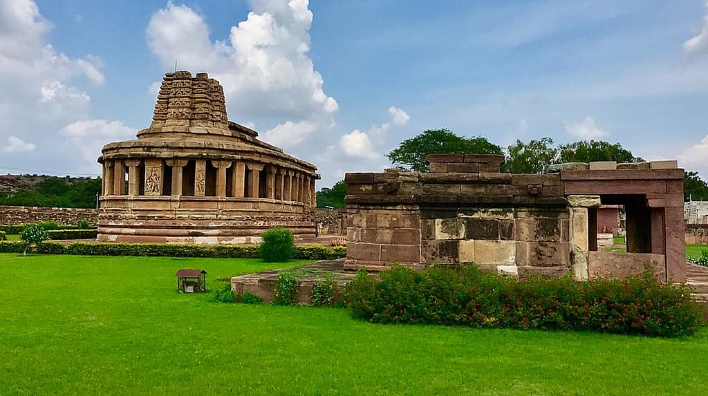 ಐಹೊಳೆ 