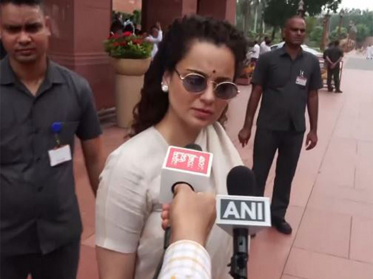 'ನಮ್ಮ ಮೇಲೂ ದಾಳಿ ನಡೆಯಬಹುದೆಂದು ಸಂಸದರು ಭಯಗೊಂಡಿದ್ದರು, ಪರಿಸ್ಥಿತಿ ಉದ್ವಿಗ್ನವಾಗಿತ್ತು': CJP ಪ್ರತಿಭಟನೆಗೆ ಕಂಗನಾ ಕಿಡಿ