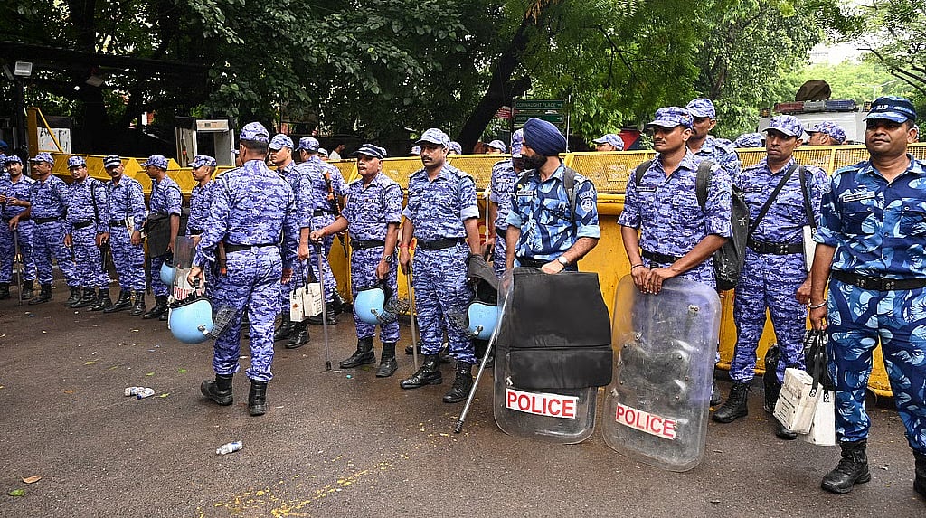 ದೆಹಲಿಯಲ್ಲಿ CJP ಪ್ರತಿಭಟನೆ ತೀವ್ರ: ಭದ್ರತೆ ಹೆಚ್ಚಳ, 2,000ಕ್ಕೂ ಹೆಚ್ಚು CRPF ಪೊಲೀಸರ ನಿಯೋಜನೆ..!