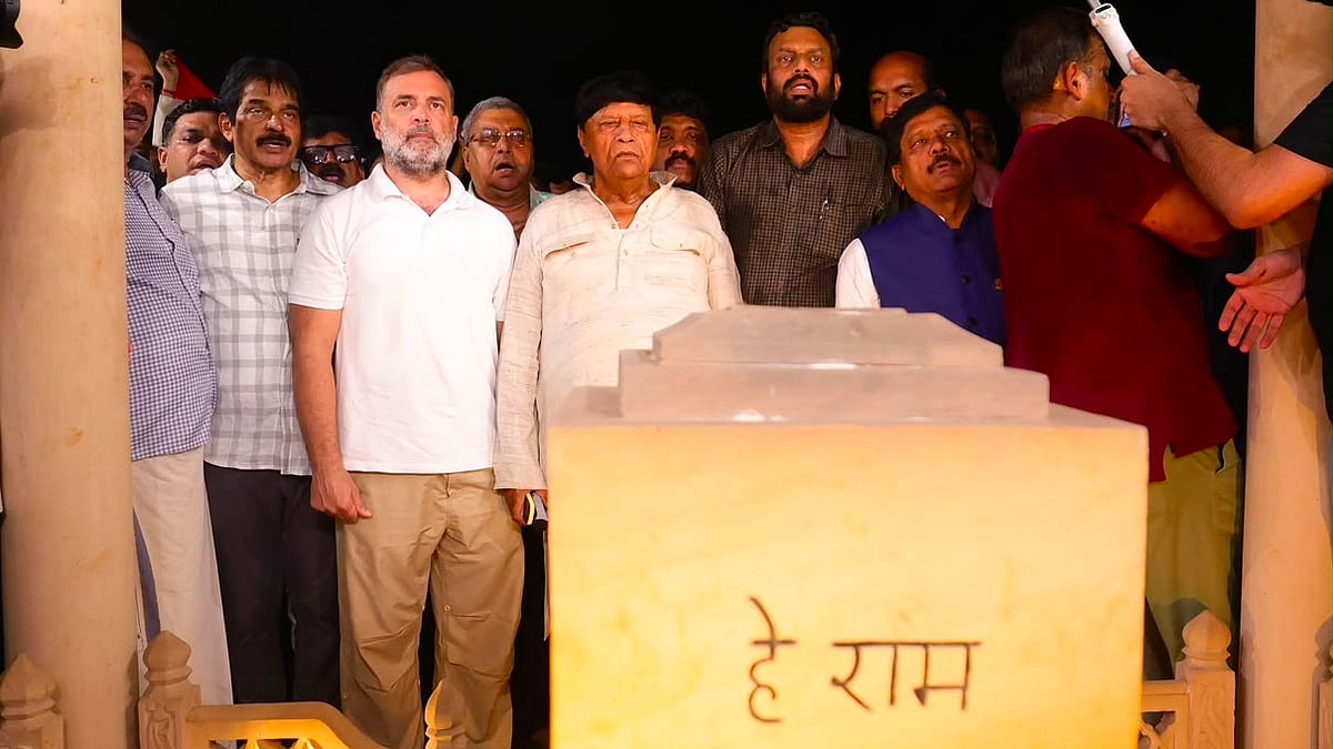 INDIA bloc march to Gandhi Smriti: 'ನಮ್ಮನ್ನು ತಡೆಯಲು ಸಾಧ್ಯವೇ ಇಲ್ಲ..'- ರಾಹುಲ್ ಗಾಂಧಿ