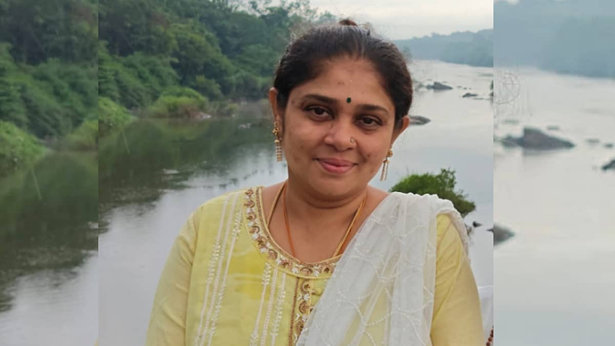 ಬೆಂಗಳೂರು: SIR ಕರ್ತವ್ಯದಲ್ಲಿದ್ದ ಸರ್ಕಾರಿ ಶಾಲೆಯ ಶಿಕ್ಷಕಿ ಹೃದಯಾಘಾತಕ್ಕೆ ಬಲಿ