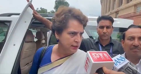 'ಮಂಗಳ ಗ್ರಹಕ್ಕೆ ಹೋಗಿದ್ದಕ್ಕೂ ಕ್ರೆಡಿಟ್ ತೆಗೆದುಕೊಳ್ಳುವ ಪ್ರಧಾನಿ ಮೋದಿ, ನೀಟ್ ಅಕ್ರಮ ಸೋರಿಕೆಯ ಹೊಣೆ ಹೊತ್ತುಕೊಳ್ಳಲಿ': ಪ್ರಿಯಾಂಕಾ ಗಾಂಧಿ; Video