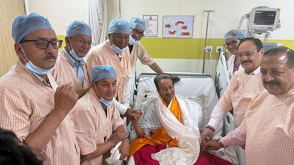 Sonam Wangchuk 26 ದಿನಗಳ ಉಪವಾಸ ಅಂತ್ಯ: Dharmendra Pradhan ರಾಜೀನಾಮೆ ನೀಡದ ಹೊರತು ಪ್ರತಿಭಟನೆ ನಿಲ್ಲಲ್ಲ ಎಂದ CJP..!