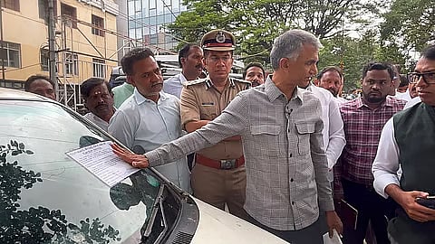 'ಸರ್ಕಾರಿ ಕೆಲಸ ಎಂದರೆ ಬಂದು ಹೋಗುವುದಲ್ಲ': LED ಬೀದಿ ದೀಪ ಯೋಜನೆ ಅನುಷ್ಠಾನದಲ್ಲಿ ವಿಳಂಬ, ಅಧಿಕಾರಿಗಳಿಗೆ ಸಚಿವ ಕೃಷ್ಣ ಬೈರೇಗೌಡ ತರಾಟೆ