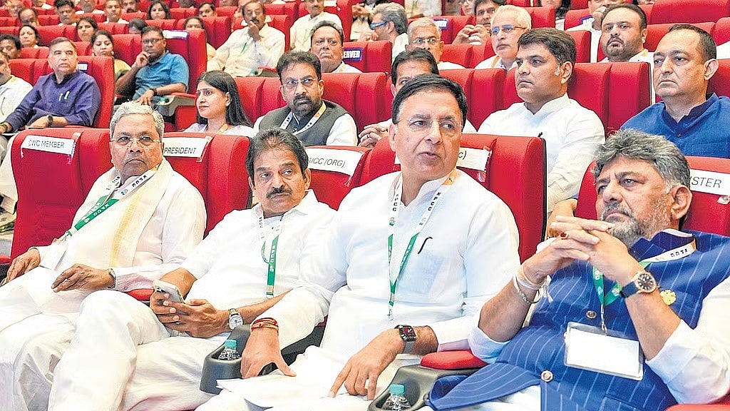 NEET ವಿವಾದಕ್ಕೆ ಕೇಂದ್ರವೇ ಹೊಣೆ; ಧರ್ಮೇಂದ್ರ ಪ್ರಧಾನ್ ವಜಾಗೊಳಿಸಿ: ಕೆ.ಸಿ ವೇಣುಗೋಪಾಲ್ ಆಗ್ರಹ