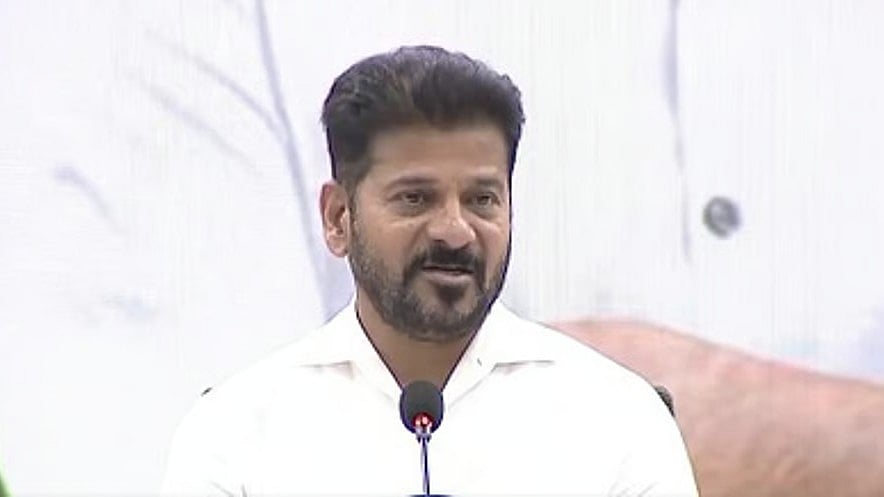 ದೇಶದಲ್ಲಿ ಈಗ 'Gen Z Raj'; ಚುನಾವಣೆಗೆ ಸ್ಪರ್ಧಿಸುವ ವಯಸ್ಸಿನ ಮಿತಿಯನ್ನು 21 ವರ್ಷಕ್ಕೆ ಇಳಿಸಬೇಕು: ಸಿಎಂ ರೇವಂತ್ ರೆಡ್ಡಿ!