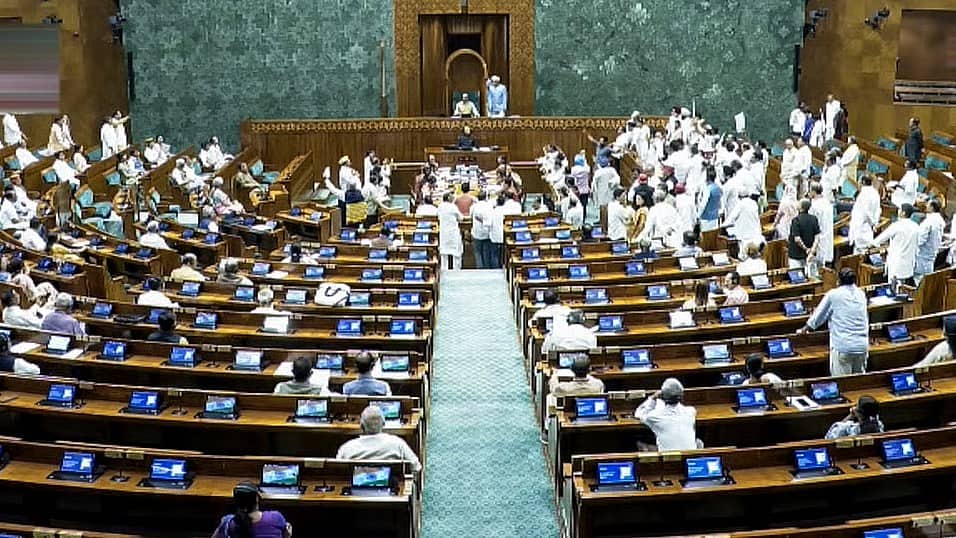 Parliament Monsoon Session: ಉಭಯ ಸದನಗಳಲ್ಲಿ ಪ್ರತಿಪಕ್ಷಗಳ ಗದ್ದಲ; ಲೋಕಸಭೆ-ರಾಜ್ಯಸಭೆ ಕಲಾಪ ಮಧ್ಯಾಹ್ನ 2 ಗಂಟೆಗೆ ಮುಂದೂಡಿಕೆ..!