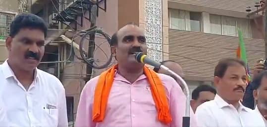 'ಬಾಬ್ರಿ ಮಸೀದಿಯನ್ನು ಹೇಗೆ ಧ್ವಂಸಗೊಳಿಸಿದ್ದೇವೋ, ರಾಹುಲ್ ಗಾಂಧಿ ವಂಶವನ್ನೂ ನಾಶ ಮಾಡಲು ನಾವು ಸಿದ್ಧ': ಯಶ್ ಪಾಲ್ ಸುವರ್ಣ ವಿರುದ್ಧ FIR; Video