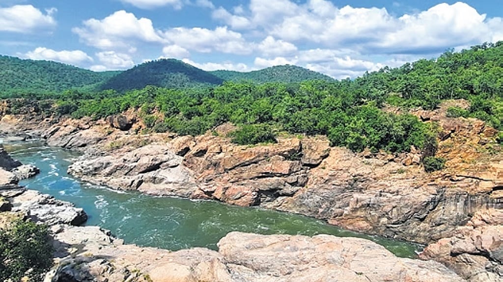 ತಮಿಳುನಾಡಿಗೆ ಕಾವೇರಿ ನೀರು ಬಿಡುಗಡೆ: ಸುಪ್ರೀಂ ಕೋರ್ಟ್ ವಿಚಾರಣೆವರೆಗೆ ಯಥಾಸ್ಥಿತಿ ಮುಂದುವರಿಕೆ..!