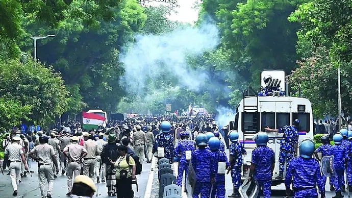ನೀಟ್ ಪ್ರತಿಭಟನೆ ವೇಳೆ ಪೆಲೆಟ್ ಗನ್ ಬಳಕೆ ವಿವಾದ: RAF ಮದ್ದುಗುಂಡು ದಾಖಲೆ ಸಂರಕ್ಷಿಸಲು ಕೇಂದ್ರಕ್ಕೆ ಸುಪ್ರೀಂ ಕೋರ್ಟ್ ಆದೇಶ