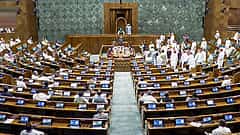 ಅಮಿತ್ ಶಾ ವಿಚಾರವಾಗಿ ಸಂಸತ್ನಲ್ಲಿ ಭಾರೀ ಗದ್ದಲ; Lok Sabha-Rajya Sabha ಕಲಾಪ ಸೋಮವಾರಕ್ಕೆ ಮುಂದೂಡಿಕೆ..!