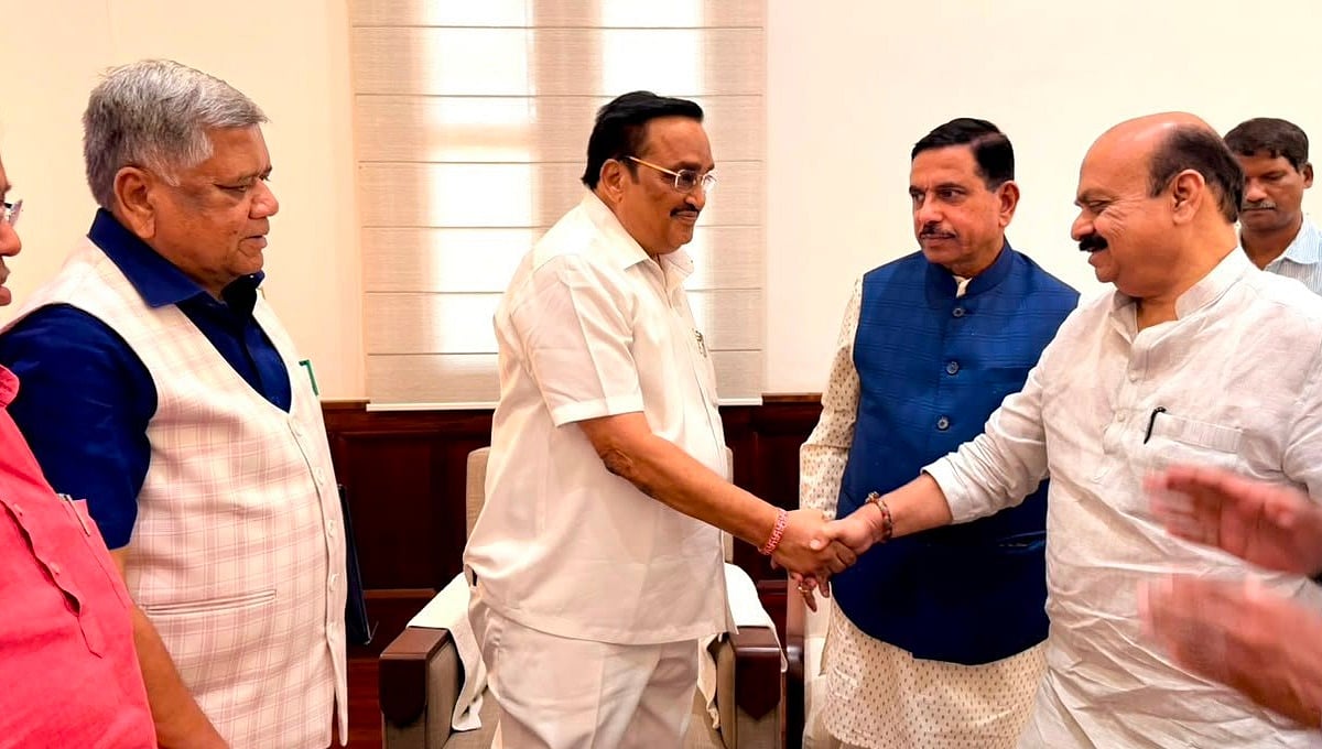 ಕೇಂದ್ರ ಜಲಶಕ್ತಿ ಸಚಿವ CR ಪಾಟೀಲ್ ಜತೆ BJP ಸಂಸದರ ಚರ್ಚೆ: ಸರ್ಕಾರದ ವೈಫಲ್ಯದಿಂದಾಗಿ ತಮಿಳುನಾಡಿನಿಂದ ಒತ್ತಡ- ಬೊಮ್ಮಾಯಿ