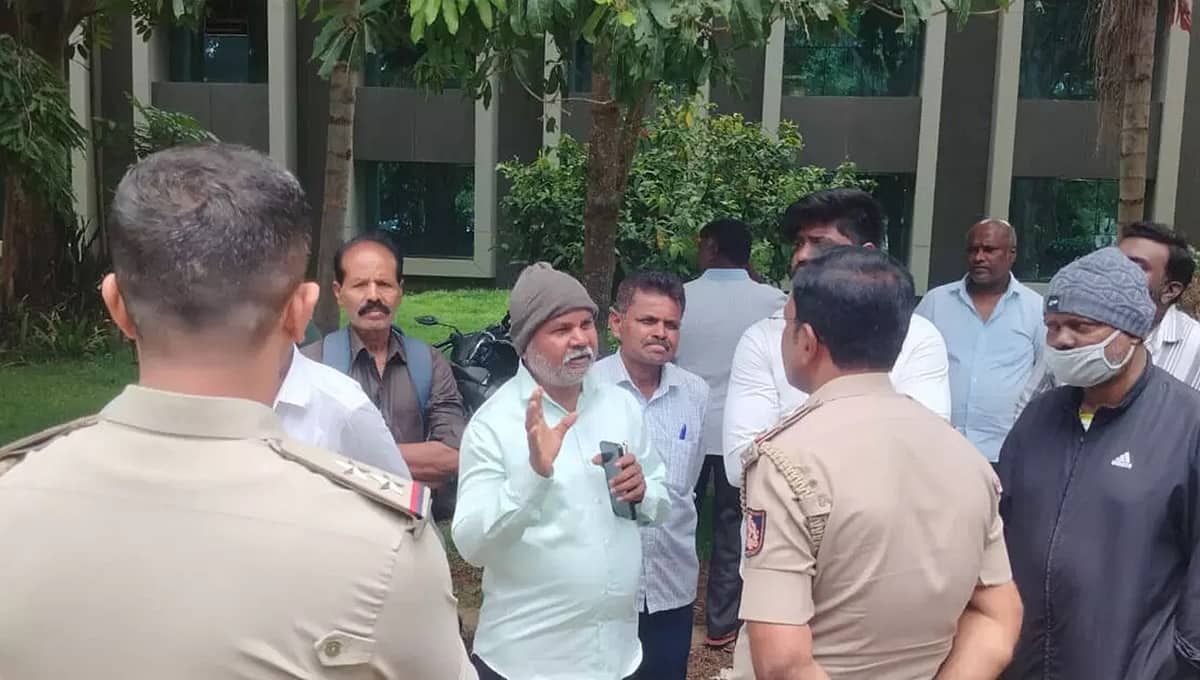 ಮೈಸೂರಿನಲ್ಲಿ ‘ಗೋ ಬ್ಯಾಕ್ ಮೋದಿ’ ಪ್ರತಿಭಟನೆಗೆ ಯತ್ನ; DSS ಮುಖಂಡರು ಪೊಲೀಸ್ ವಶಕ್ಕೆ