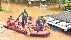 ಕೇರಳದಲ್ಲಿ ಭಾರೀ ಮಳೆಯಿಂದಾಗಿ ಪ್ರವಾಹ- ಭೂಕುಸಿತ: ಮೂರು ಮಕ್ಕಳು ಸೇರಿ ಏಳು ಮಂದಿ ಸಾವು