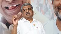 ಸಿದ್ದರಾಮಯ್ಯನ 15 ವರ್ಷದ ಹಳೆ ವಿಡಿಯೋ ಅದಂತೆ, ರಾಜಕೀಯ ತೆವಲಿಗೆ ಮಾಡುತ್ತಿದ್ದಾರೆ: ಬಿಕೆ ಹರಿಪ್ರಸಾದ್ ಗರಂ