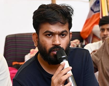 ಅಮೆರಿಕದಲ್ಲಿ ಓದಲು ಮಾಡಿರುವ ಶೈಕ್ಷಣಿಕ ಸಾಲ ಇನ್ನೂ ಬಾಕಿಯಿದೆ, ಯಾರು ಬೇಕಾದರೂ ಪರಿಶೀಲಿಸಿ: CJP ಸಂಸ್ಥಾಪಕ ಅಭಿಜಿತ್ ದೀಪ್ಕೆ; Video